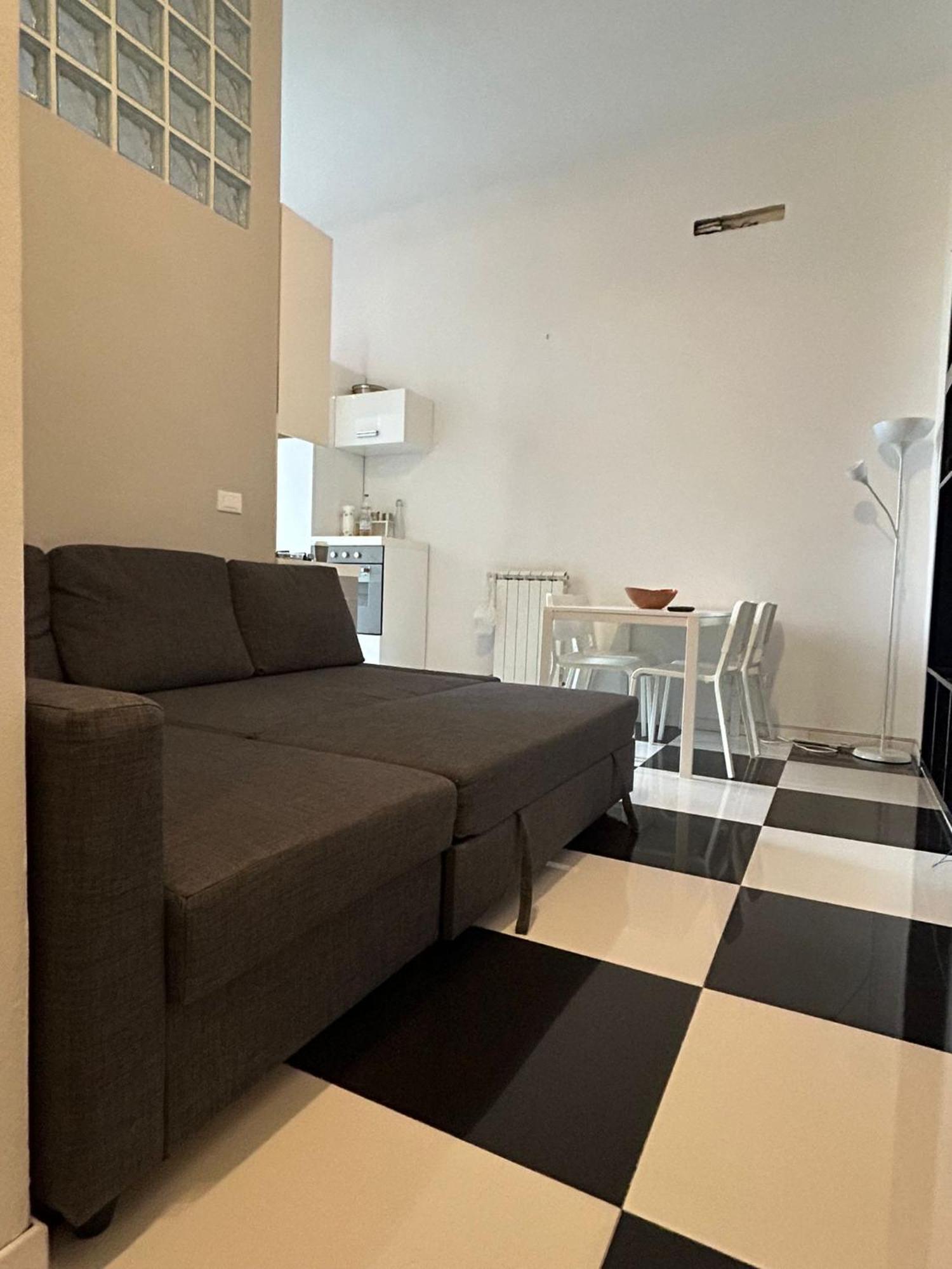 Apartamento Ampio Bilocale Sui Navigli Milano Exterior foto